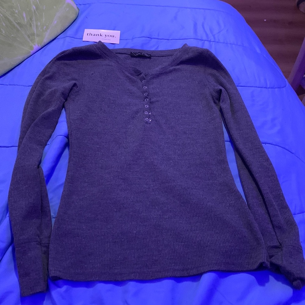 Long sleeve shirt size s color grey